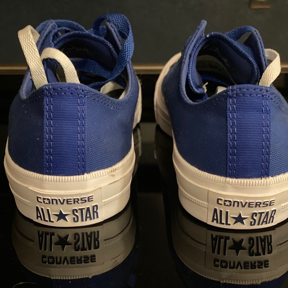 Converse - Picture 2 of 7